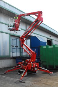 CMC S15 Compact Crawler Lifts